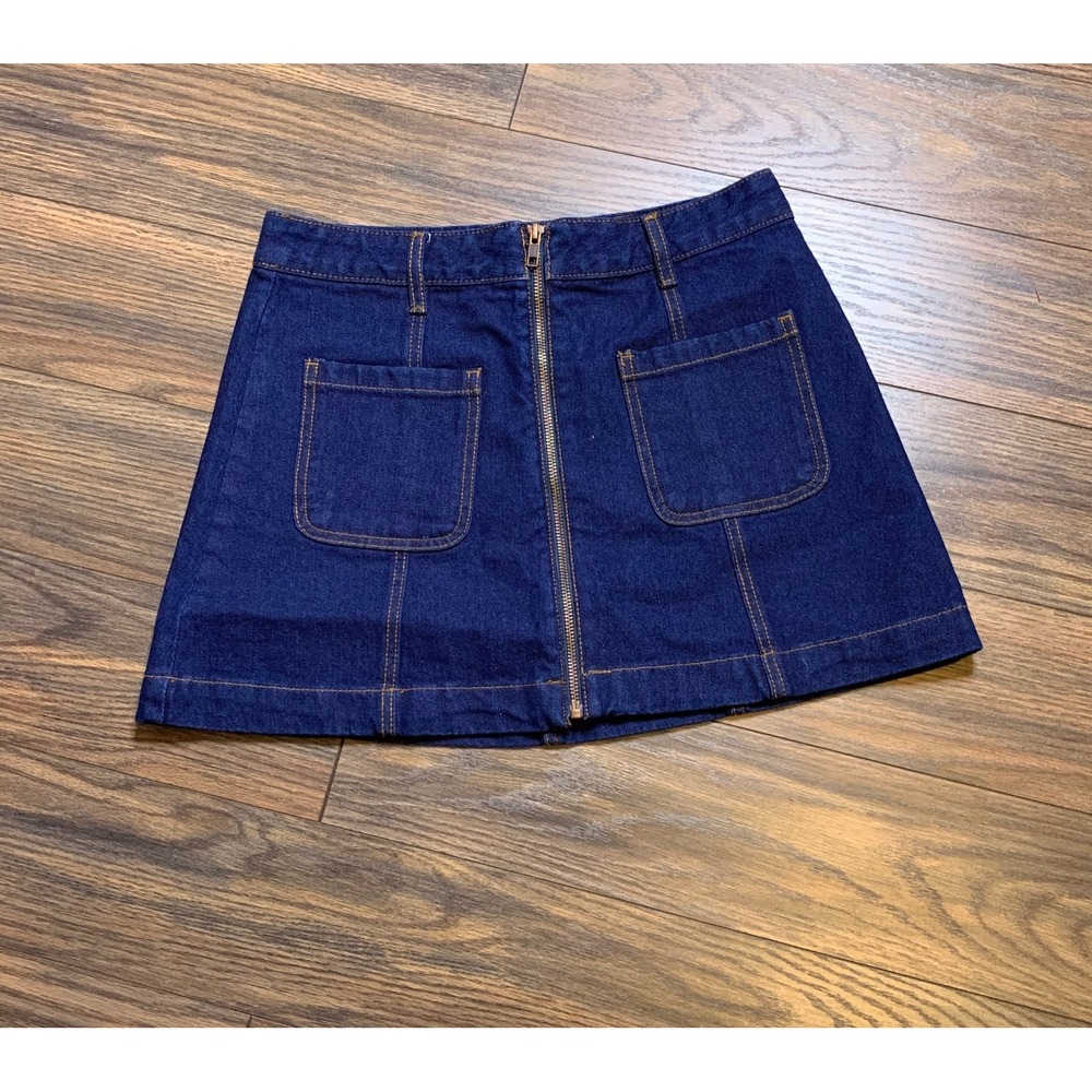 FOREVER 21 denim skirt size 28‎